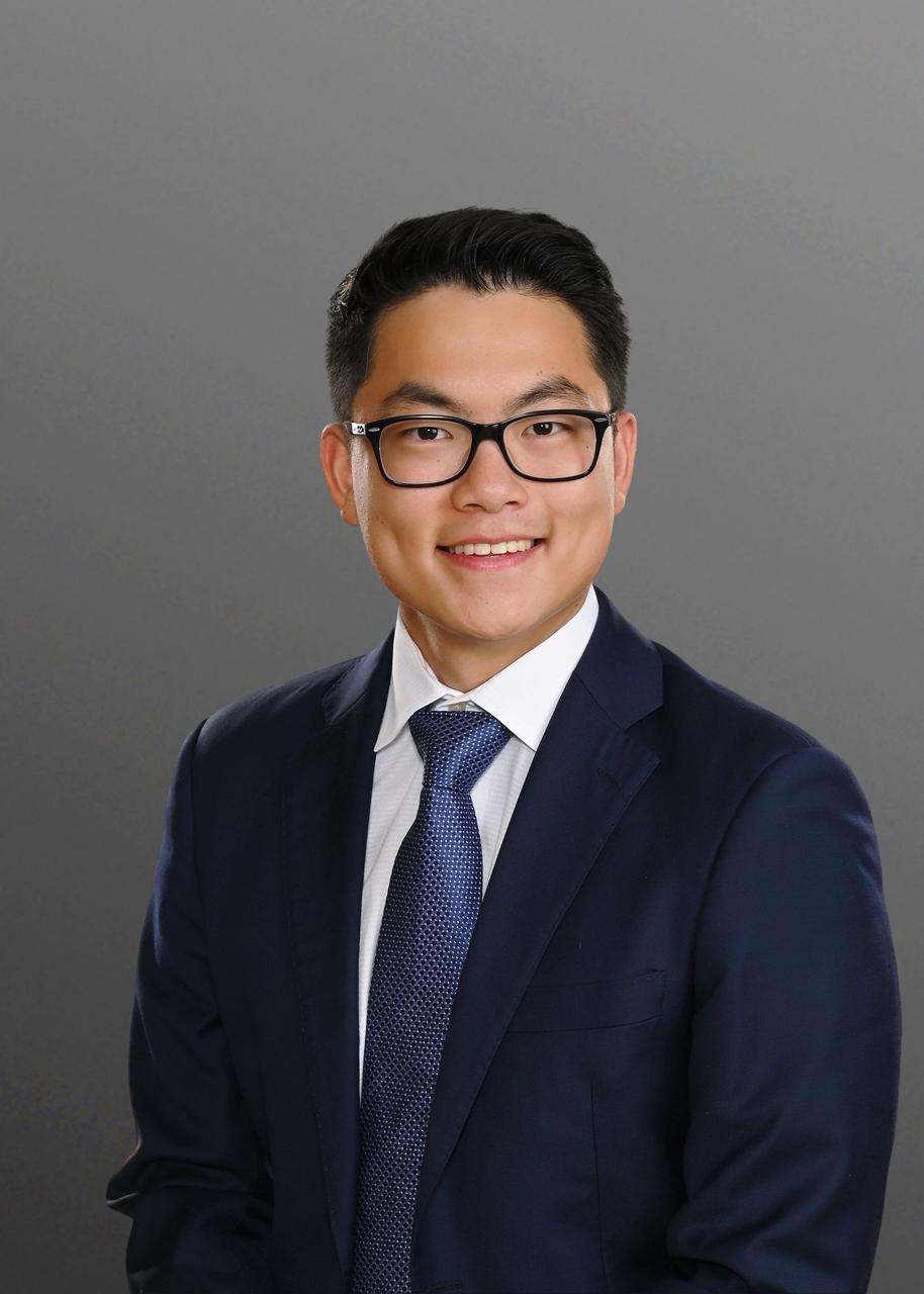 Caseng Zhang headshot